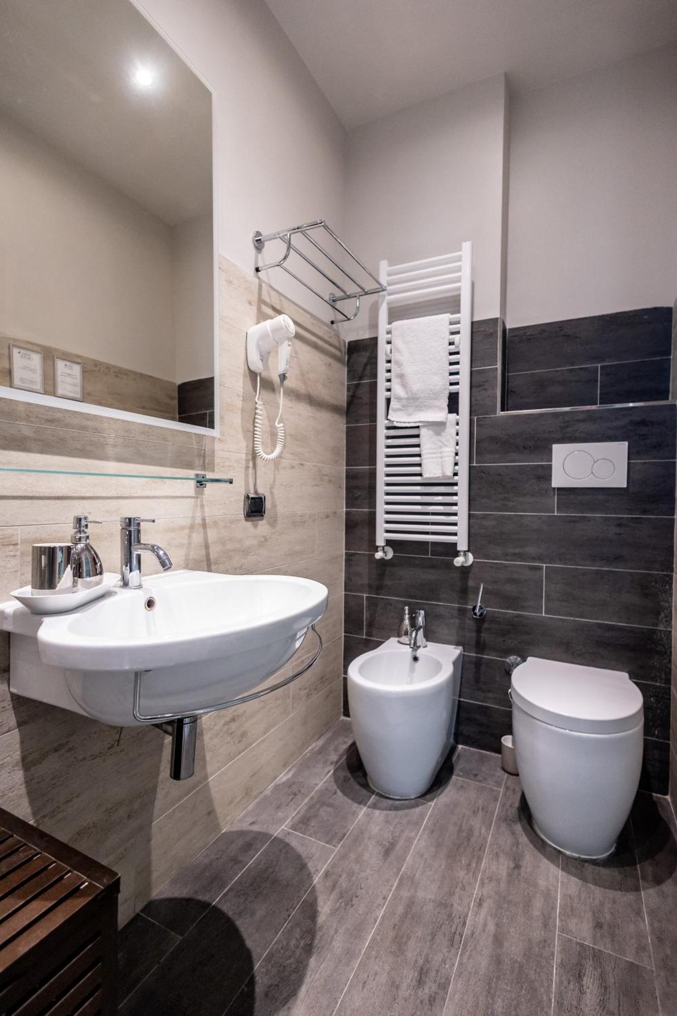 Hotel Mybedcavour Roma Exterior foto